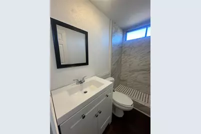 211 Alton, Ennis, TX 75119 - Photo 13