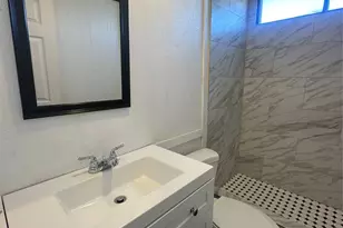 211 Alton, Ennis, TX 75119 - Photo 13