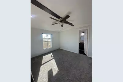 211 Alton, Ennis, TX 75119 - Photo 17