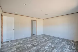 101 Kelly Ct, Azle, TX 76020 - Photo 15