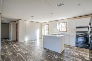 101 Kelly Ct, Azle, TX 76020 - Photo 9