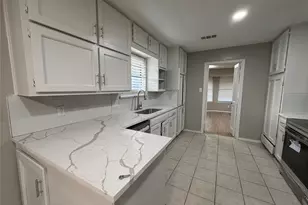 2606 Cloud Ct, Arlington, TX 76017 - Photo 9