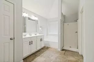 9217 Oldwest Trail, Fort Worth, TX 76131 - Photo 15