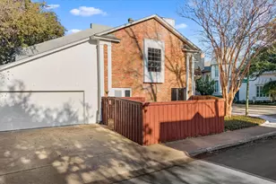 3801 S Versailles Ave, Dallas, TX 75209 - Photo 35