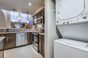 18240 Midway Rd, Dallas, TX 75287 - Photo 11