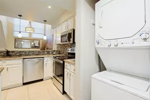 18240 Midway Rd, Dallas, TX 75287 - Photo 19