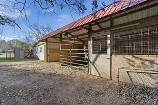 8261 County Rd 381, Tyler, TX 75708 - Photo 25