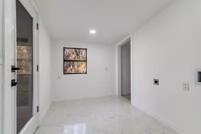 250 Skyview, Point, TX 75472 - Photo 17