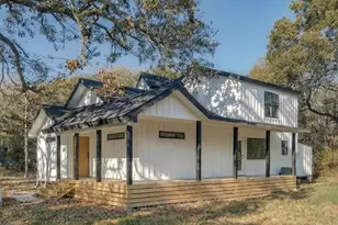 250 Skyview, Point, TX 75472 - Photo 1