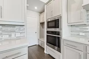 12632 Akenside Rd, Frisco, TX 75035 - Photo 5