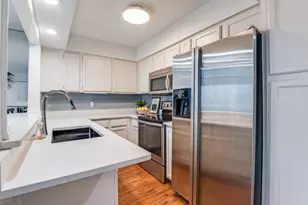 4411 Gilbert Ave, Dallas, TX 75219 - Photo 5