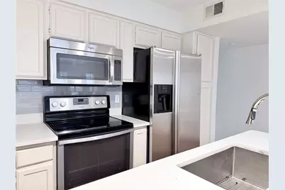 4411 Gilbert Avenue #10, Dallas, TX 75219 - Photo 5