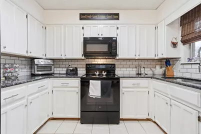 109 E Moonlight Drive, Robinson, TX 76706 - Photo 7