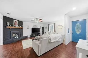 109 E Moonlight Dr, Robinson, TX 76706 - Photo 5