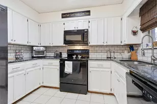 109 E Moonlight Dr, Robinson, TX 76706 - Photo 9