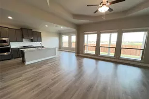 3611 Walnut Rdg Dr, Grand Prairie, TX 75050 - Photo 11