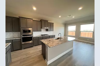 3611 Walnut Ridge Drive, Grand Prairie, TX 75050 - Photo 5