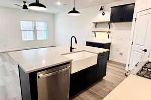 535 Meadowlark Dr, Van Alstyne, TX 75495 - Photo 9