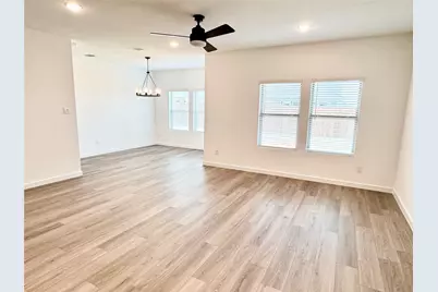 535 Meadowlark Drive, Van Alstyne, TX 75495 - Photo 5