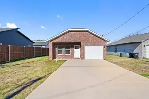 2306 Church St, Greenville, TX 75401 - Photo 7