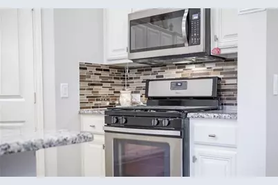 883 Birds Fort Trail, Arlington, TX 76005 - Photo 9