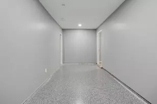 1004 Caliente Dr, Grand Prairie, TX 75051 - Photo 33