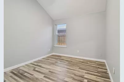 1004 Caliente Drive, Grand Prairie, TX 75051 - Photo 25