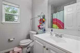 605 Madeline Ct, Azle, TX 76020 - Photo 15