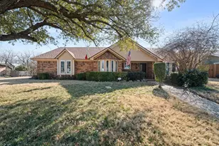 704 Morning Glory Ln, Bedford, TX 76021 - Photo 1