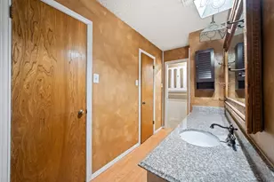 704 Morning Glory Ln, Bedford, TX 76021 - Photo 21