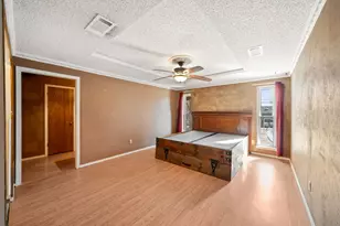 704 Morning Glory Ln, Bedford, TX 76021 - Photo 19