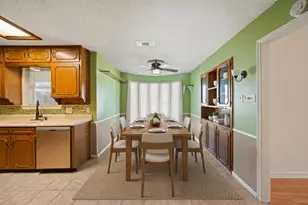 704 Morning Glory Ln, Bedford, TX 76021 - Photo 7