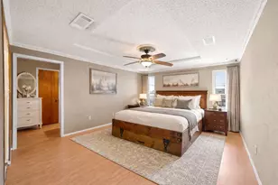 704 Morning Glory Ln, Bedford, TX 76021 - Photo 15