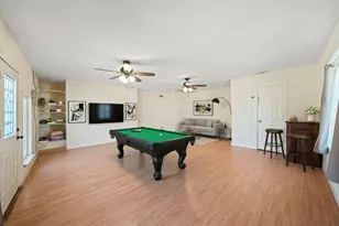 704 Morning Glory Ln, Bedford, TX 76021 - Photo 13