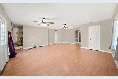 704 Morning Glory Lane, Bedford, TX 76021 - Photo 13