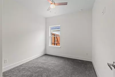 3335 Spring Avenue, Dallas, TX 75215 - Photo 17