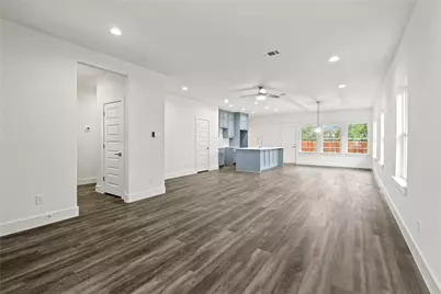 3335 Spring Avenue, Dallas, TX 75215 - Photo 5