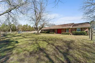 1006 S Clark Rd, Cedar Hill, TX 75104 - Photo 11