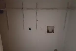 1037 Southmoor Dr, Arlington, TX 76010 - Photo 3