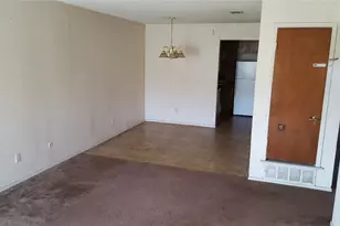 1037 Southmoor Dr, Arlington, TX 76010 - Photo 5