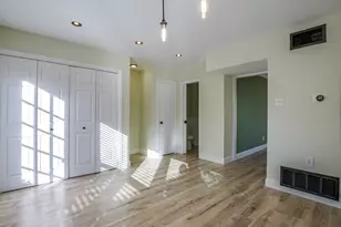 410 Carolyn Dr, Bedford, TX 76021 - Photo 11