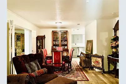 1206 Earl Street, Commerce, TX 75428 - Photo 9