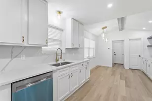 1022 Mayapple Dr, Garland, TX 75043 - Photo 19