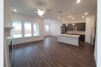 1633 Pine Valley Drive, Fort Worth, TX 76052 - Photo 17