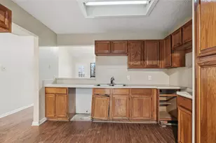 325 Juniper Dr, Arlington, TX 76018 - Photo 17