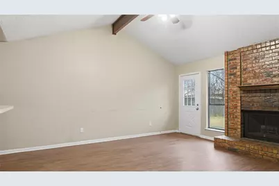 325 Juniper Drive, Arlington, TX 76018 - Photo 9