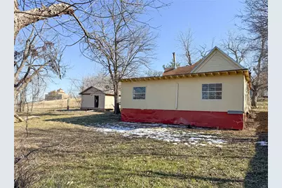 306 W 3rd Street, Cisco, TX 76437 - Photo 5