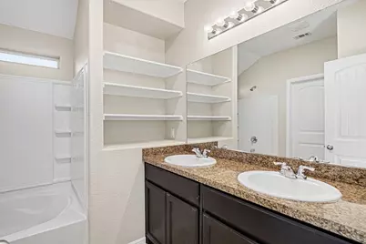 704 Buzzard Lake Trail, Fort Worth, TX 76120 - Photo 17