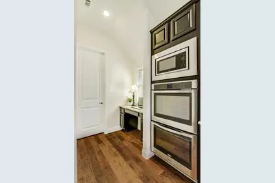 332 Chinchester Drive, Roanoke, TX 76262 - Photo 17