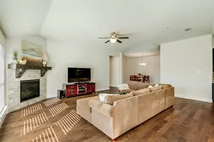 332 Chinchester Dr, Roanoke, TX 76262 - Photo 11